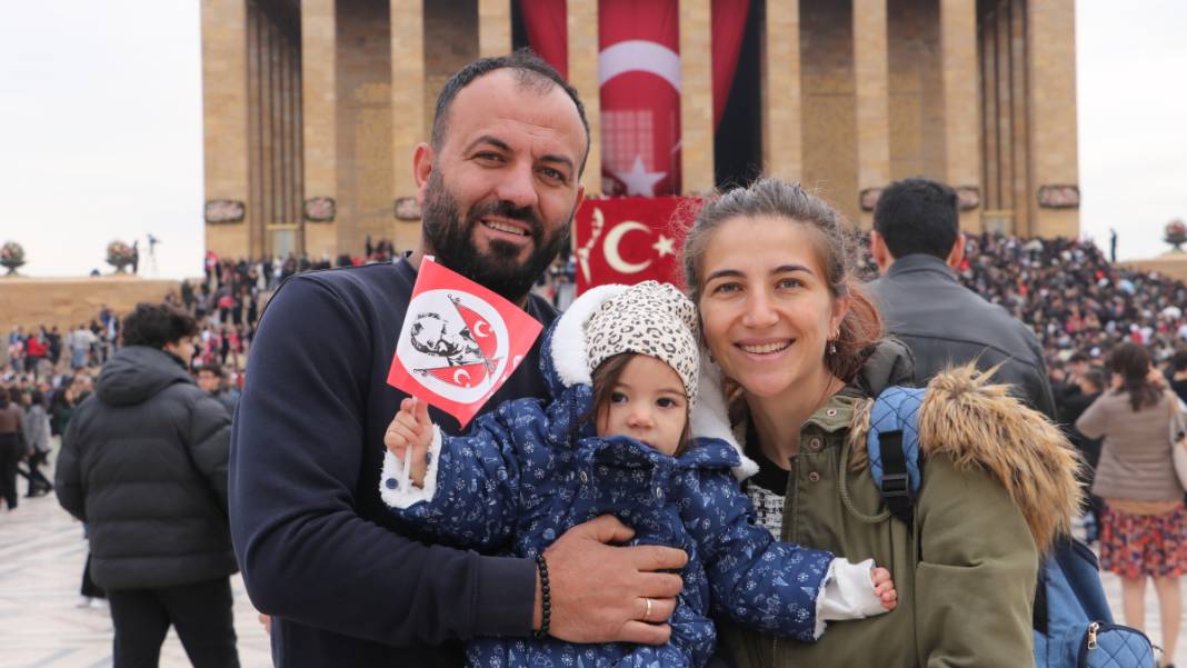 Anıtkabir’e akın ettiler... 'O umudu yaşatmak için bugün buradayız' 4